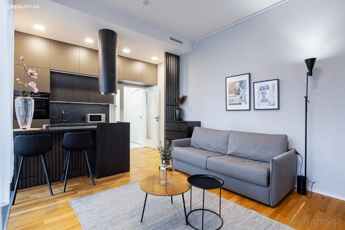 Pronájem byt - Praha, 150 00