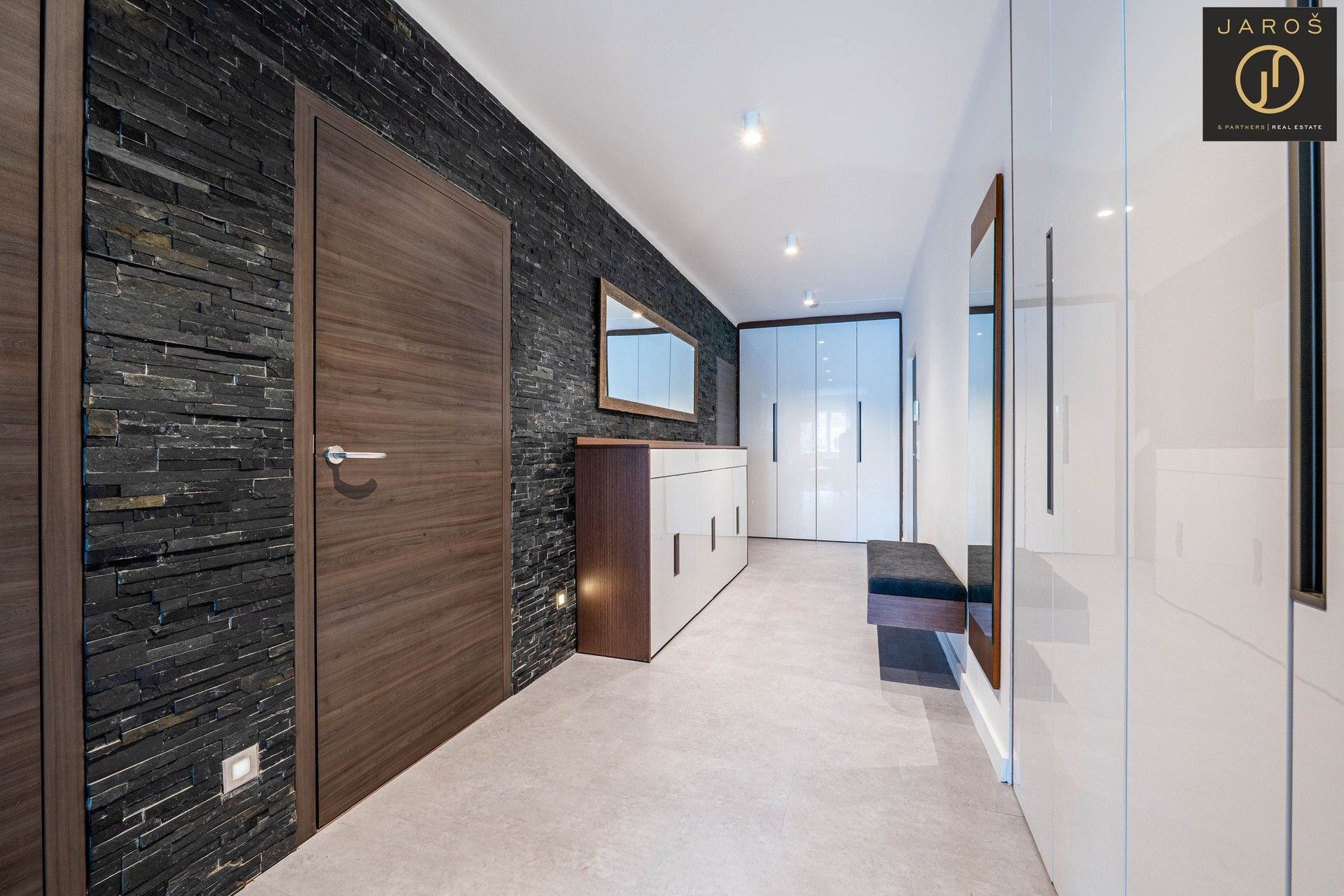 Byt 4+1 · 121 m² · Ke Karlovu, Praha Nové Město - 4