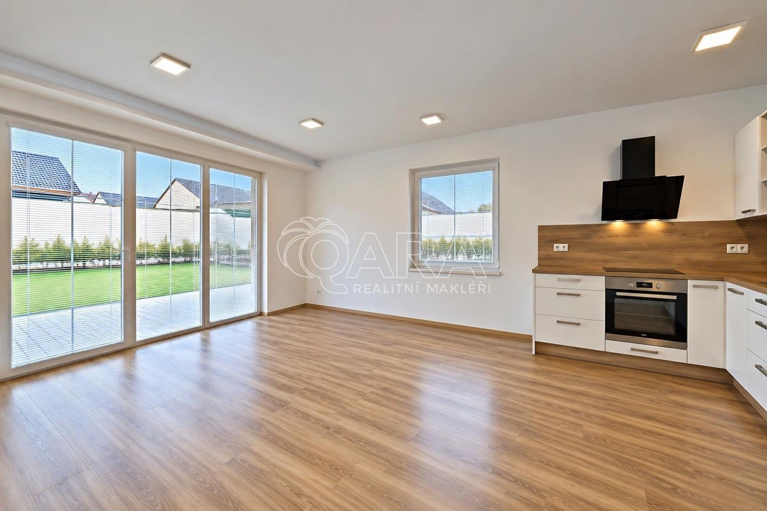 Rodinné domy, Postřižín, okres Mělník, Středočeský kraj, 80 m² - 2
