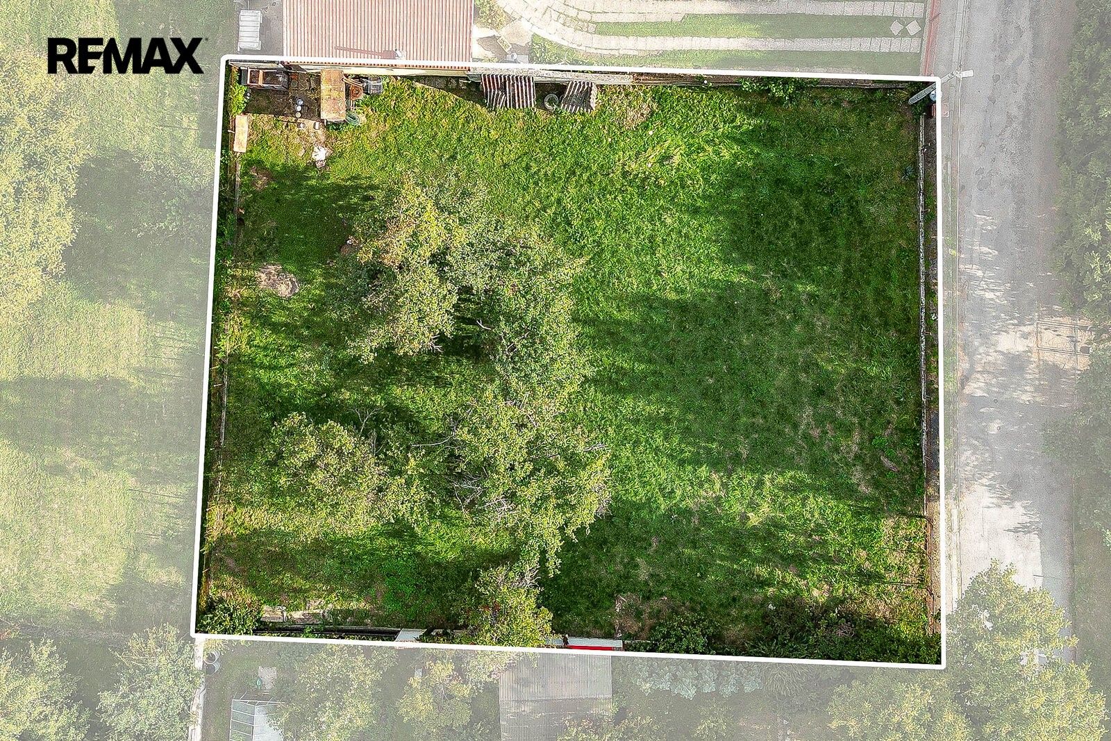 Pozemek pro bydlení · 813 m² · Týnec nad Sázavou - 2