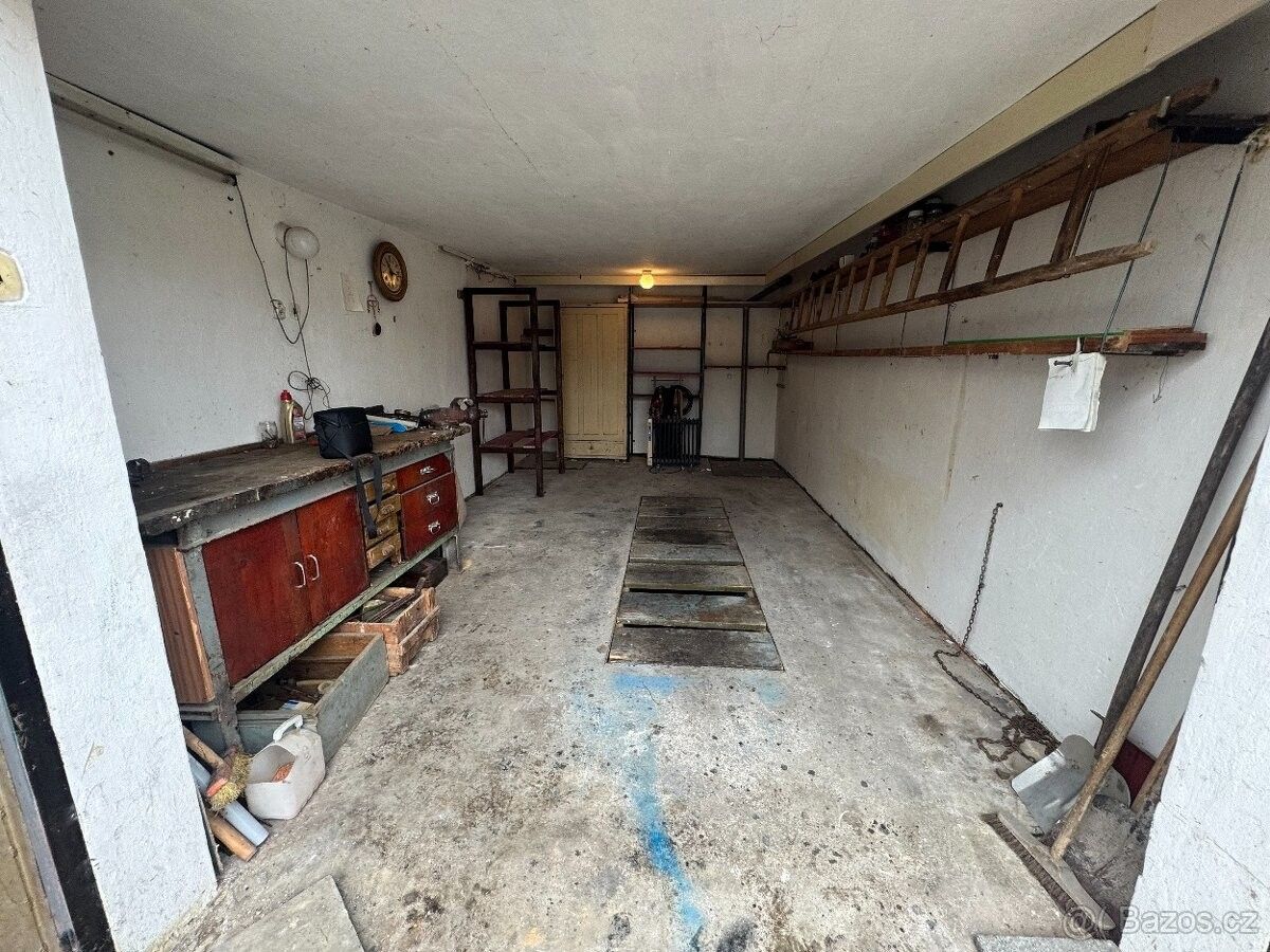 Prodej garáž - Kroměříž, 767 01