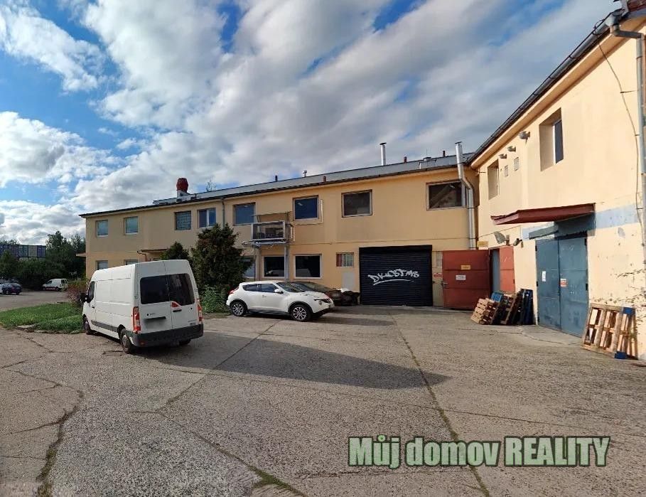 Výrobní prostory, Podnikatelská, Praha, 695 m²