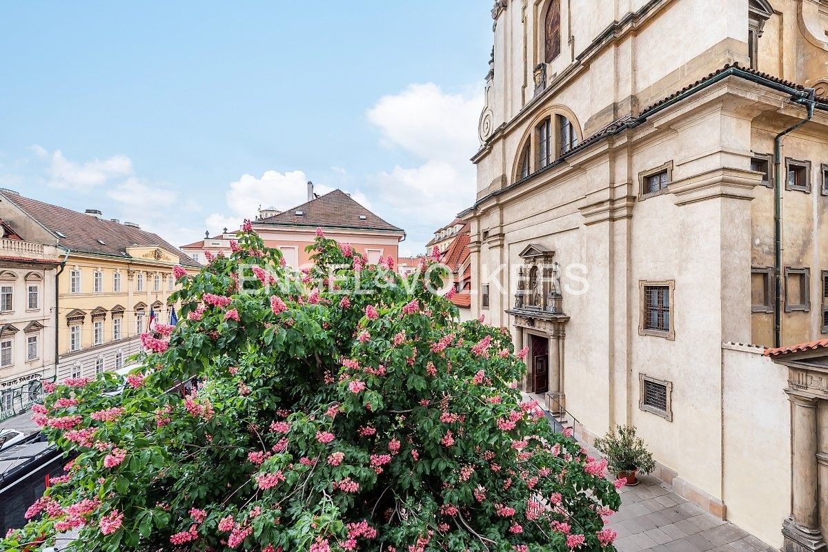 Byt 2+1 · 85 m² · Karmelitská 381, Praha Malá Strana - 3