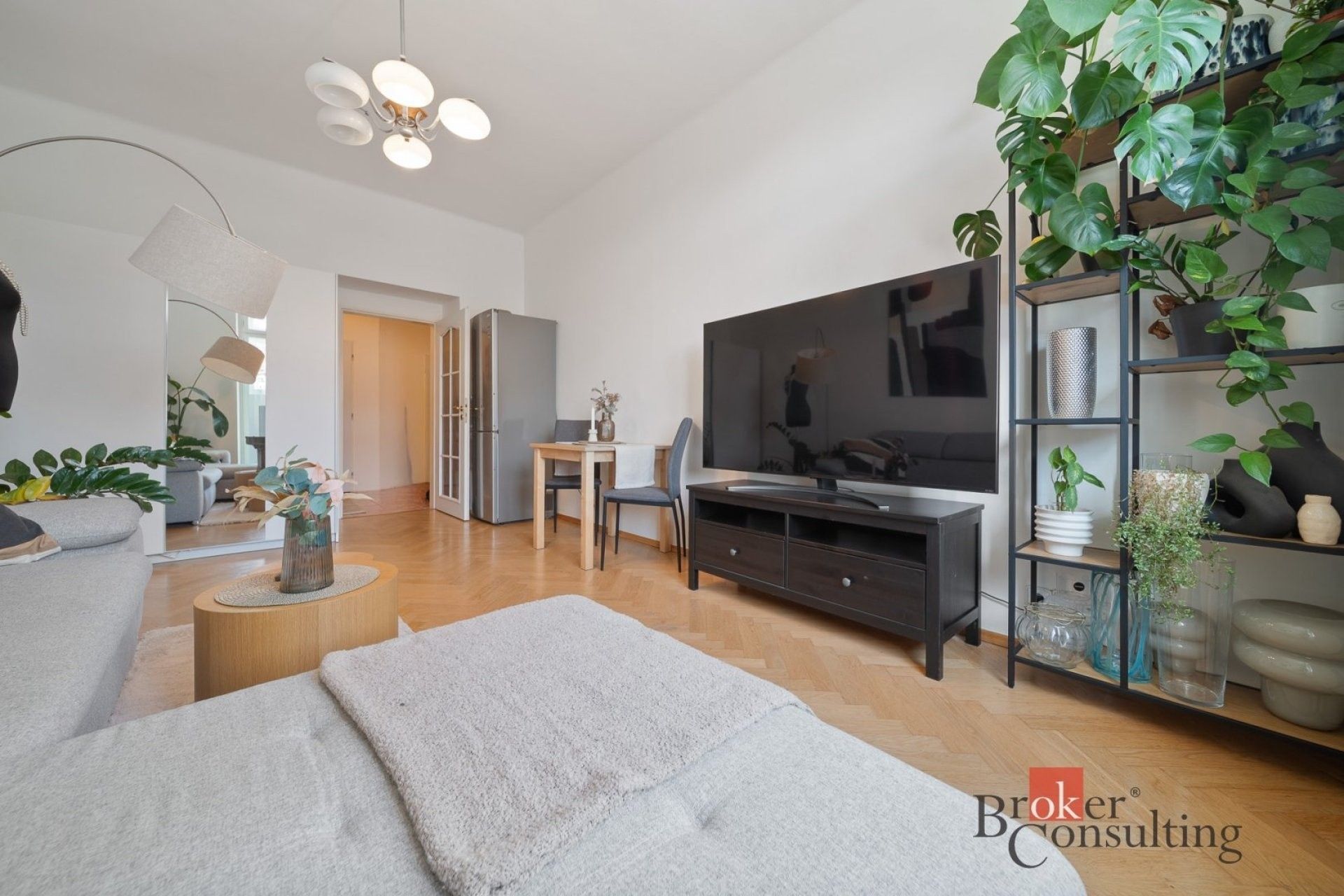 Byt 2+1 · 47 m² · Korunní, Praha - 3