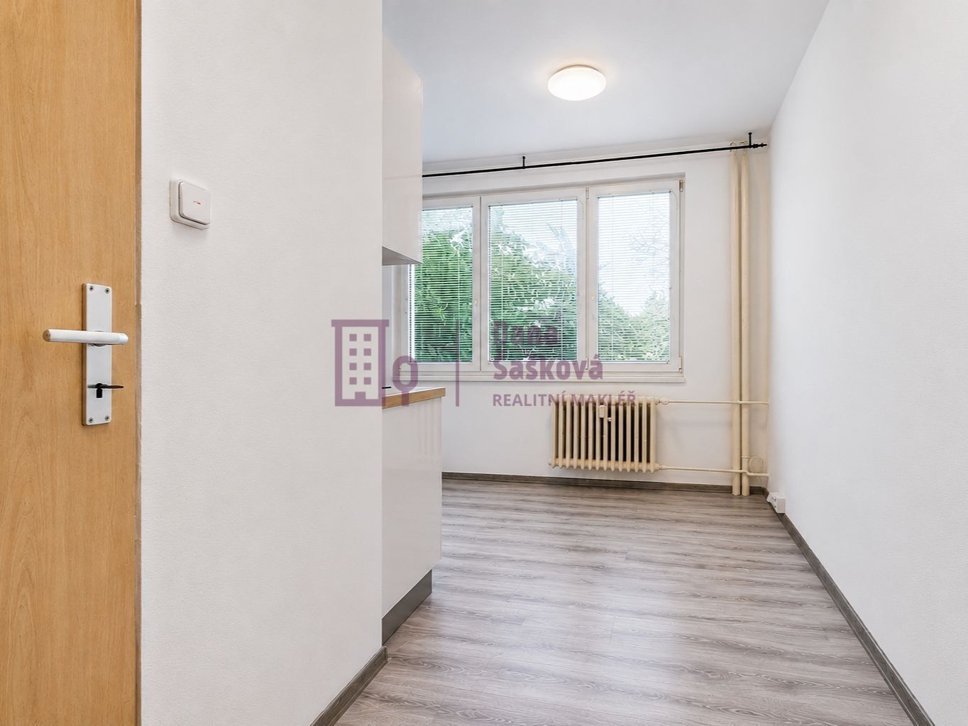 Byt 1+kk · 16 m² · sídliště Vajgar 531, Jindřichův Hradec III - 4