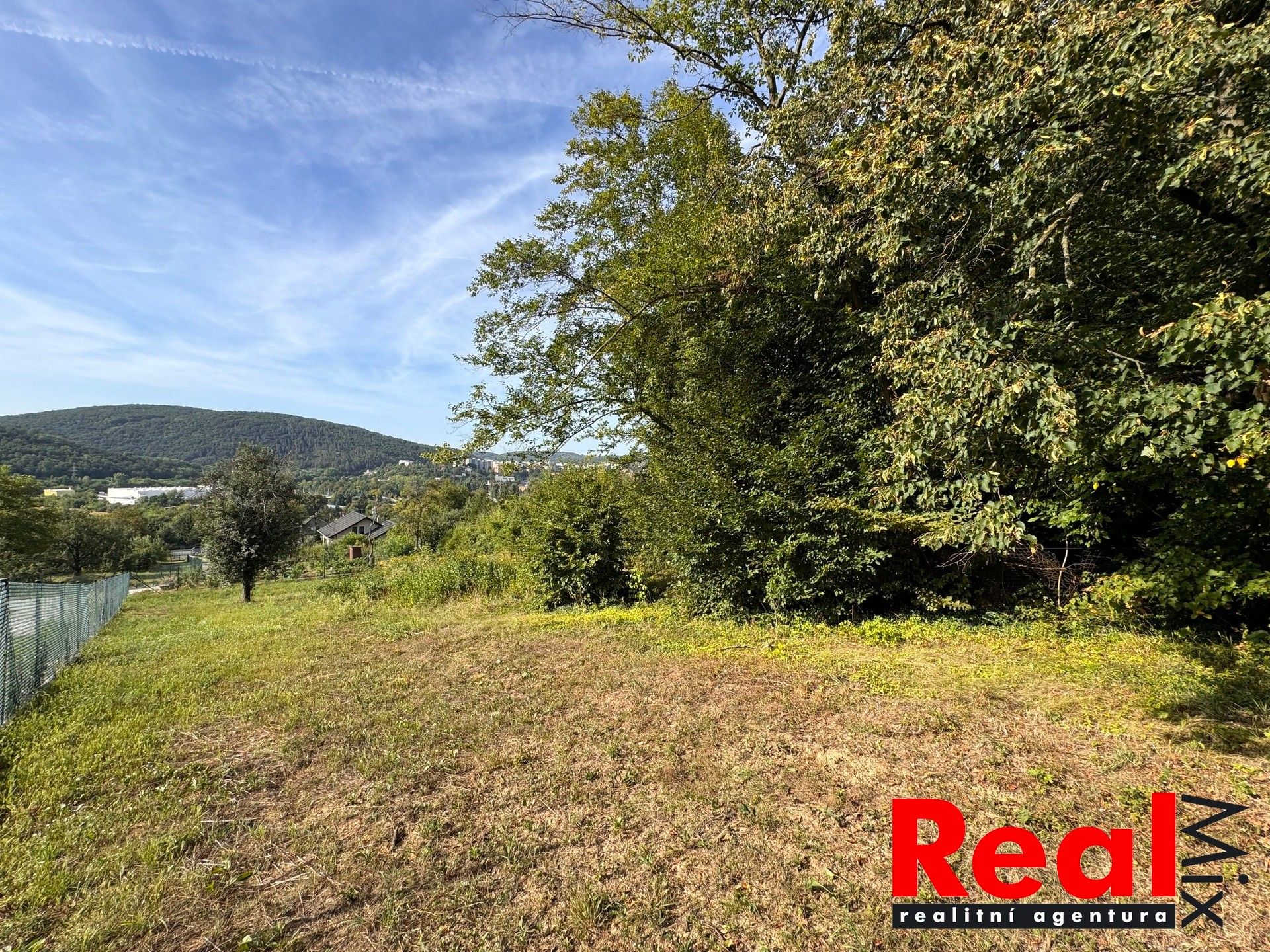 Prodej pozemek pro bydlení - Pod Mniší horou, Brno