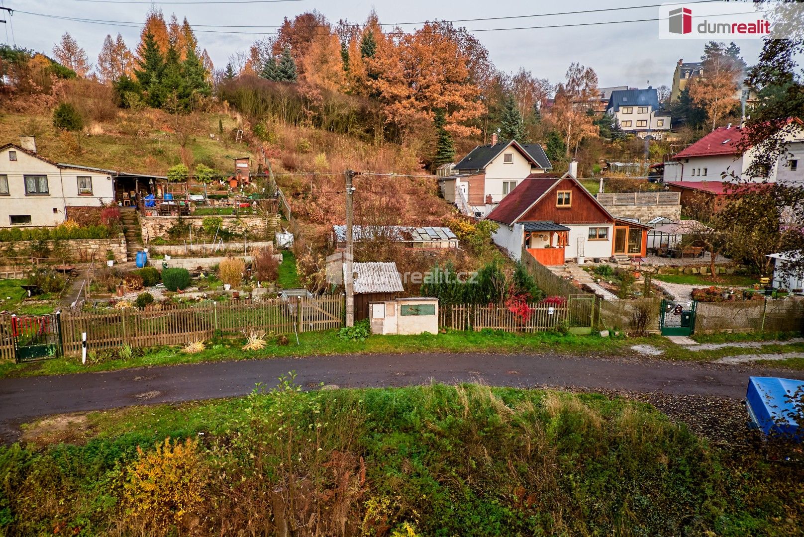 Zahrady, Dalovice, 1 025 m²