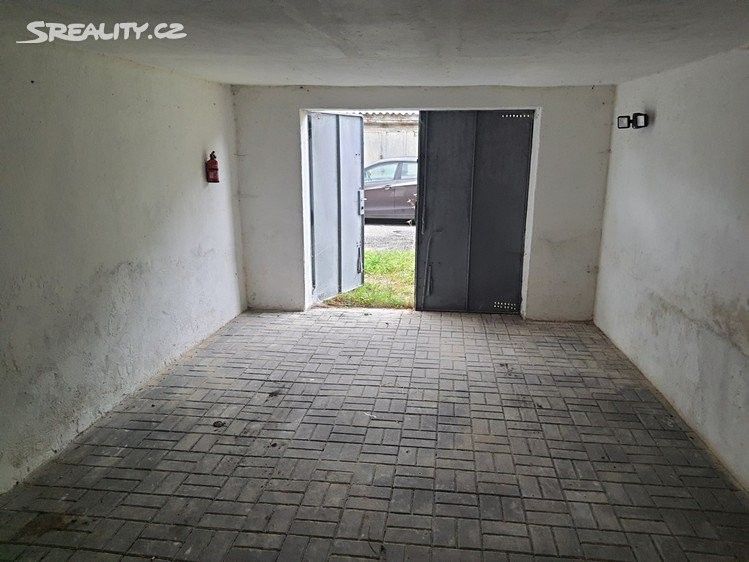 Garáže, Měšická, Tábor, 21 m²