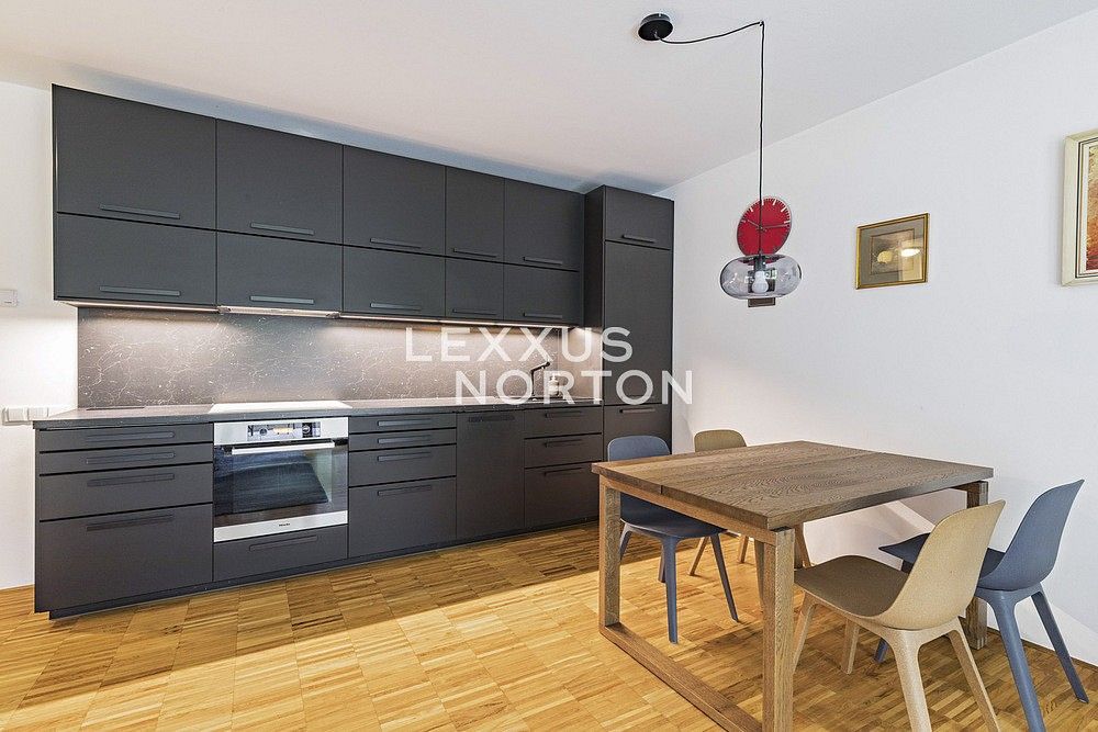 2+kk, Praha - Žižkov, okres Praha 3, Hlavní město Praha, 54 m² - 2