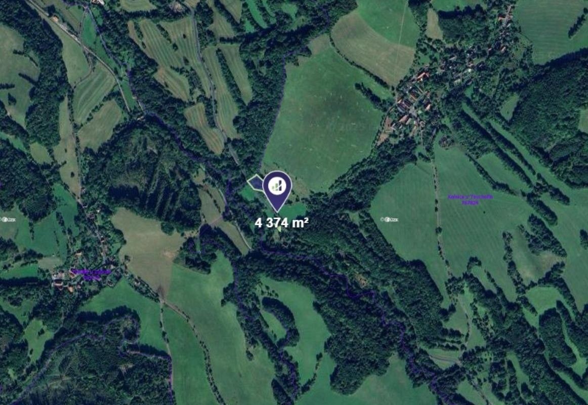 Prodej pozemek - Lovečkovice, 4 374 m²