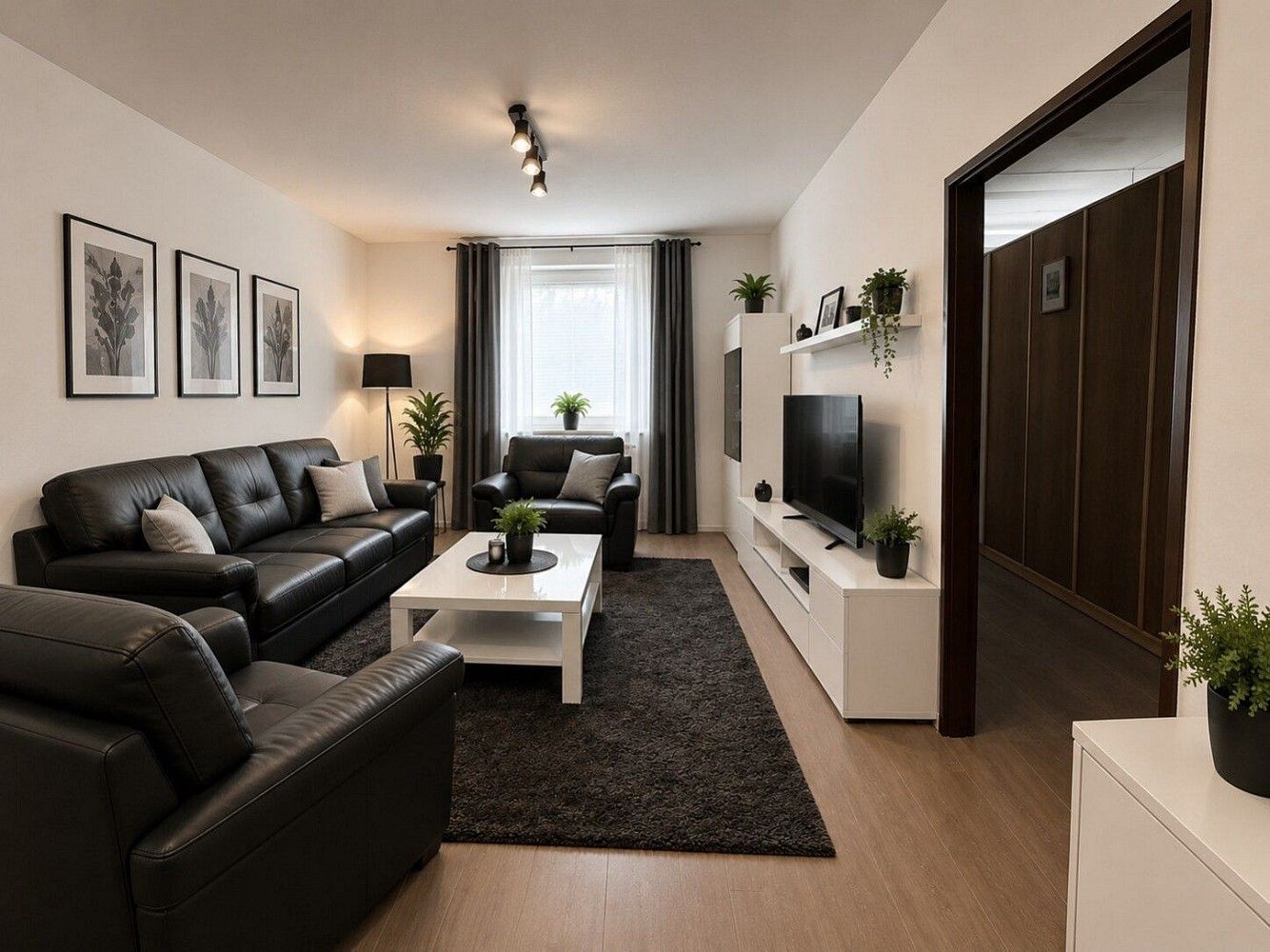 Prodej byt 2+1 - Chomutov, Ústecký kraj, 65 m² - 2