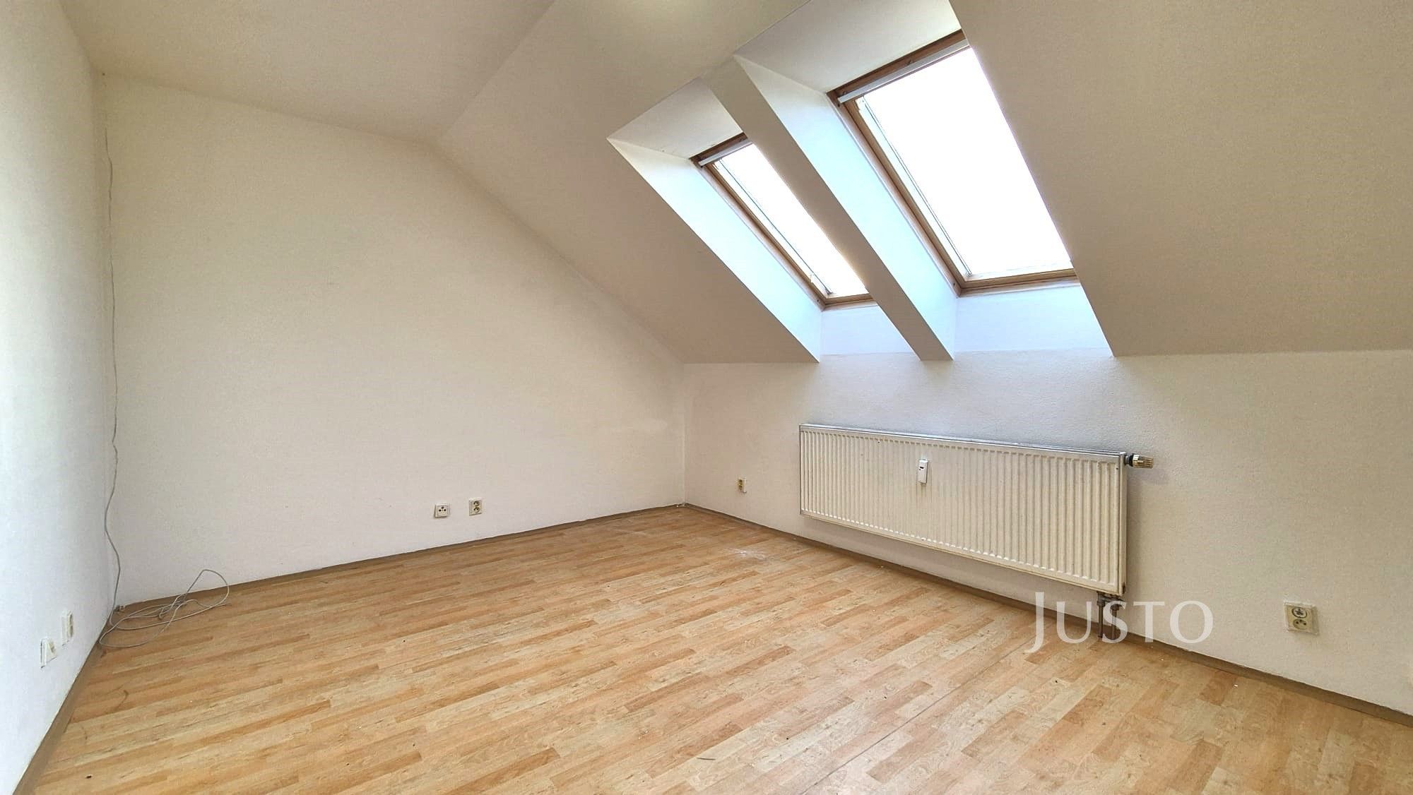 Pronájem byt 2+kk - Za Pazdernou 2575, Písek, 57 m²