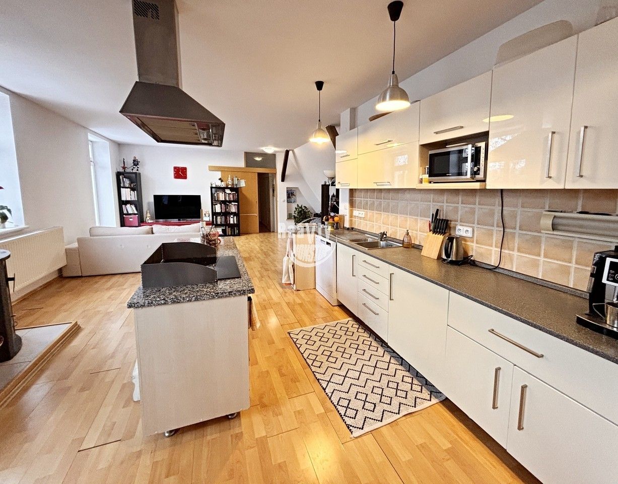 Prodej rodinný dům - Hluboká, Jihlava, 255 m²