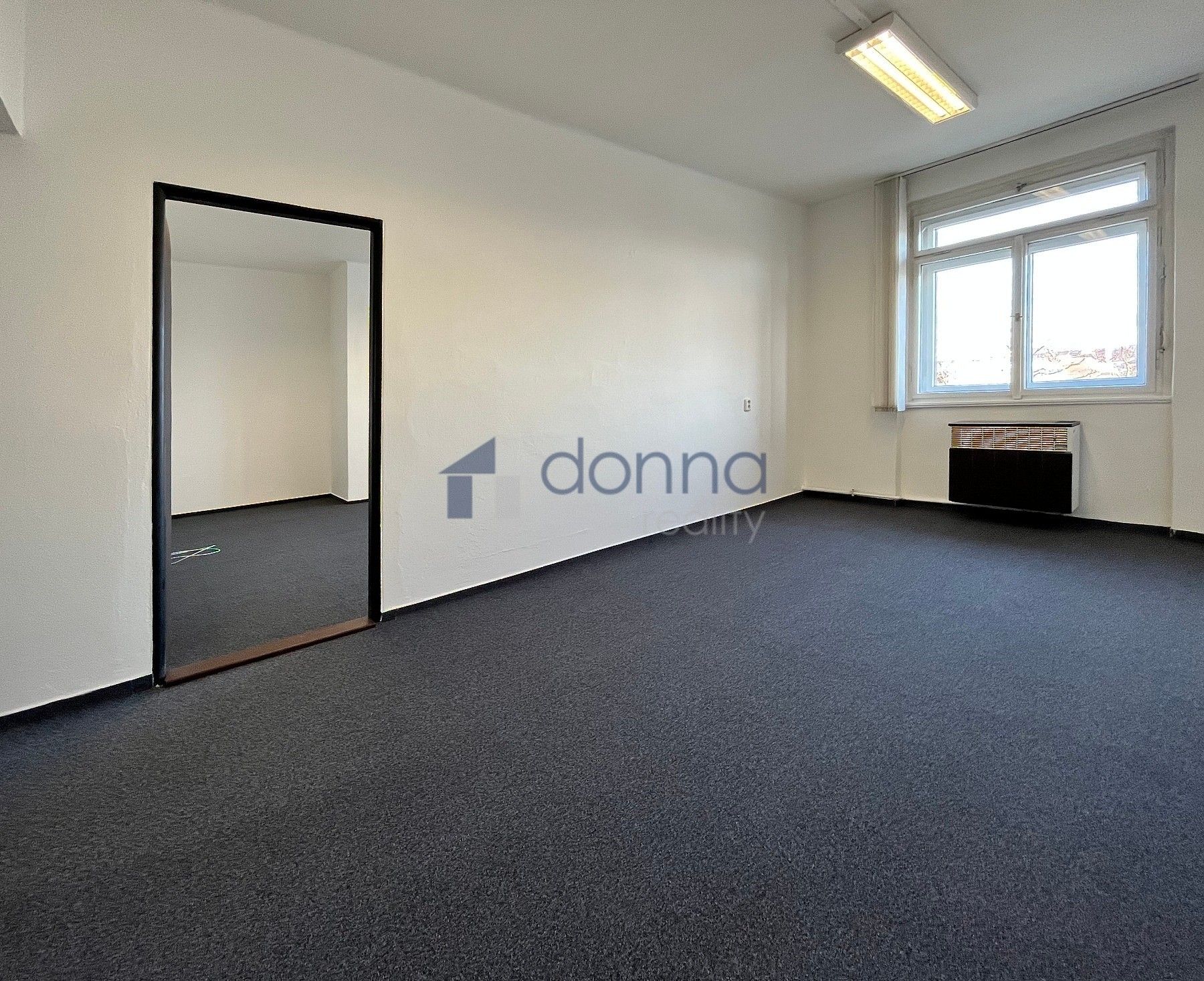 Pronájem kancelář - Drahobejlova, Praha, 60 m²