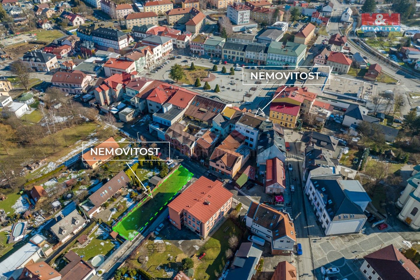 Prodej obchodní prostory - Masarykovo náměstí, Rožnov pod Radhoštěm, 670 m²