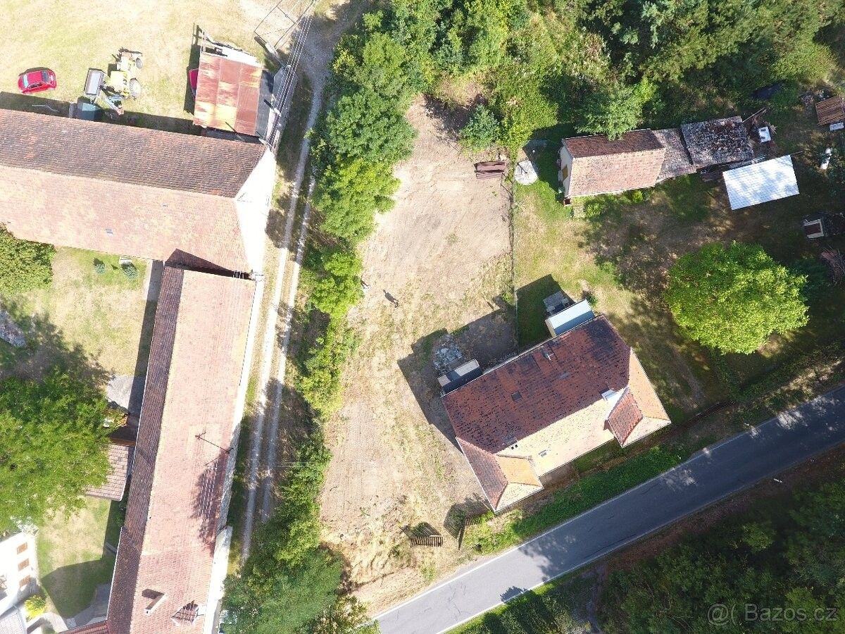 Rodinné domy, Písek, 397 01 - 2