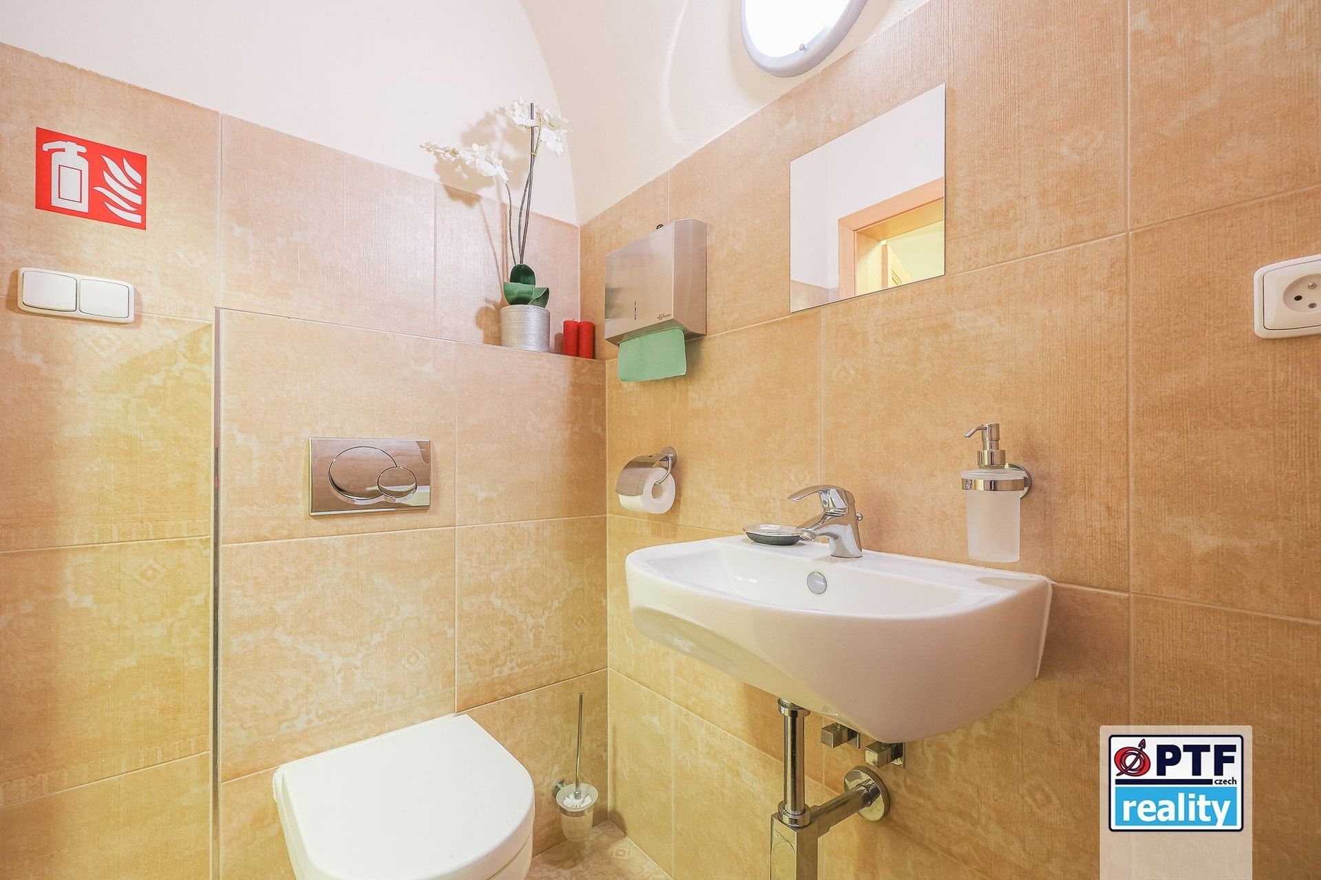 Pronájem obchodní prostory - Dominikánská, Plzeň, 25 m² - 5