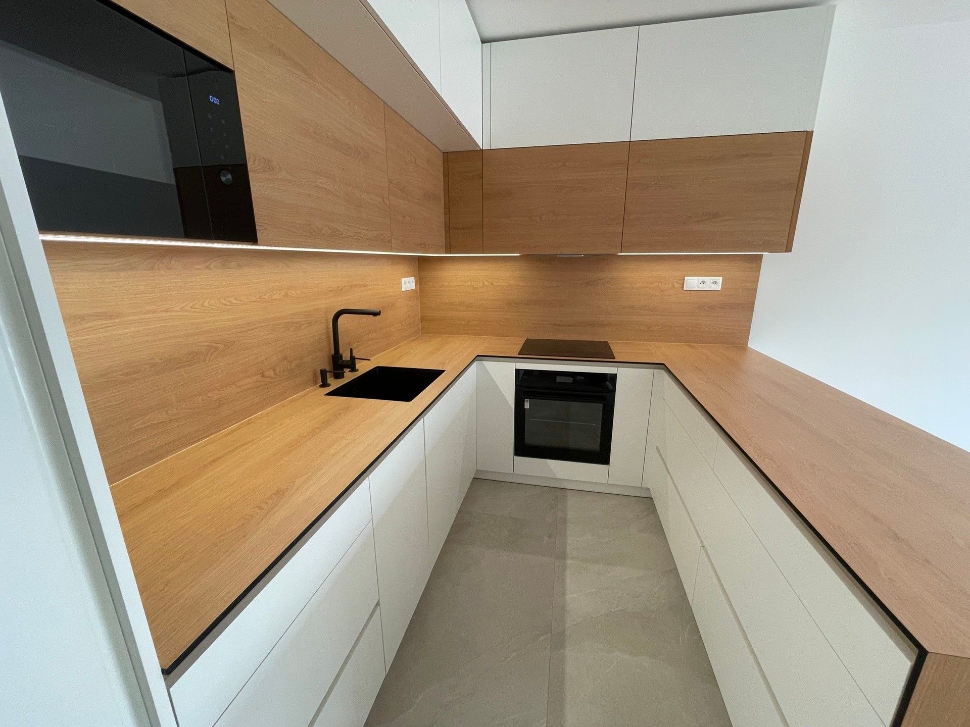 Byt 2+kk · 77 m² · Poděbradova, Brno - 3