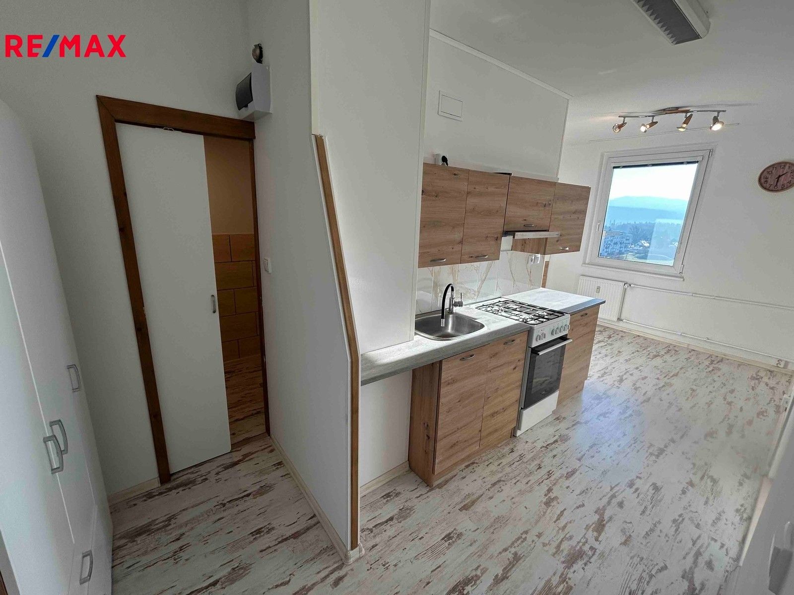 2+1, Dvořákova, Karlovy Vary, 58 m²