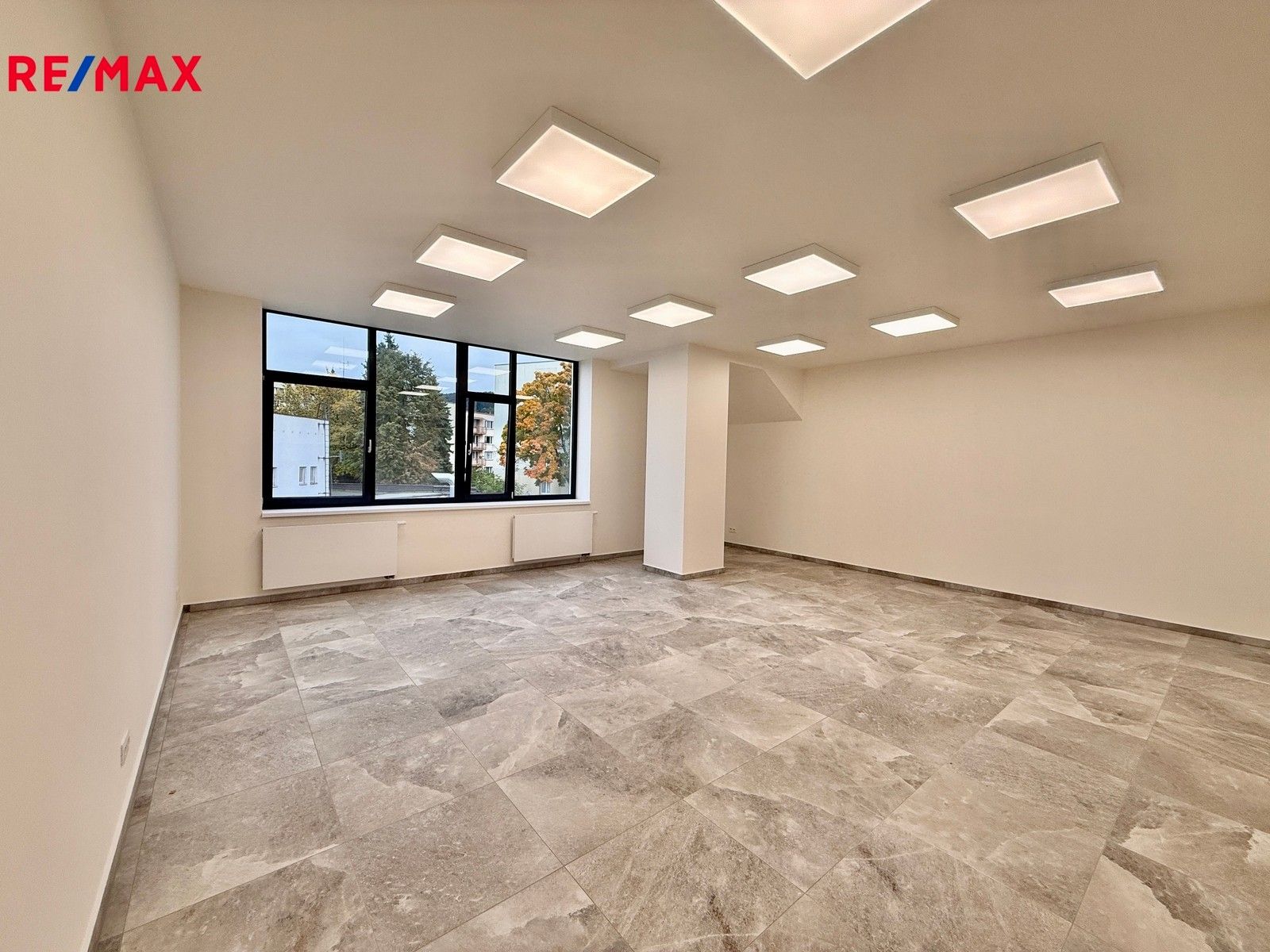 Obchodní prostory, Zahradní, Prachatice, 64 m²