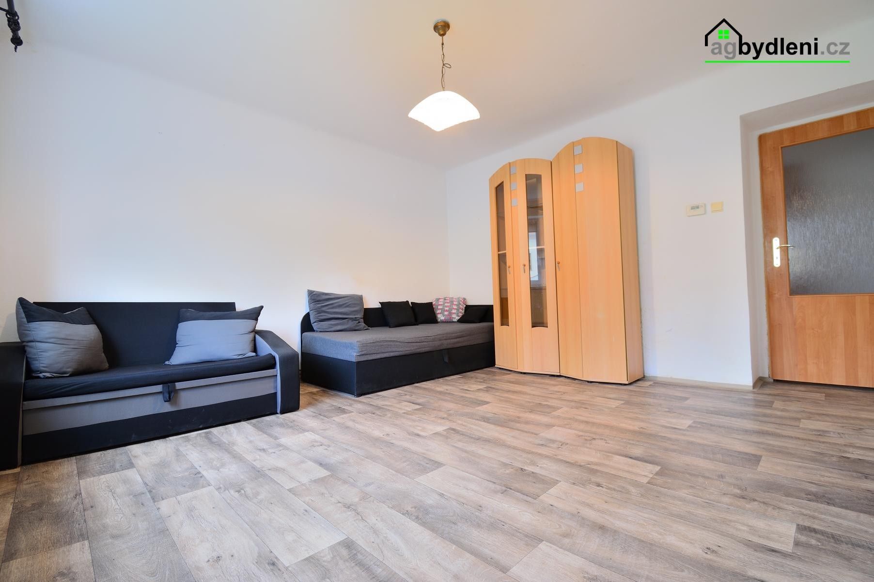 2+1, Vítězná, Bor, 68 m²