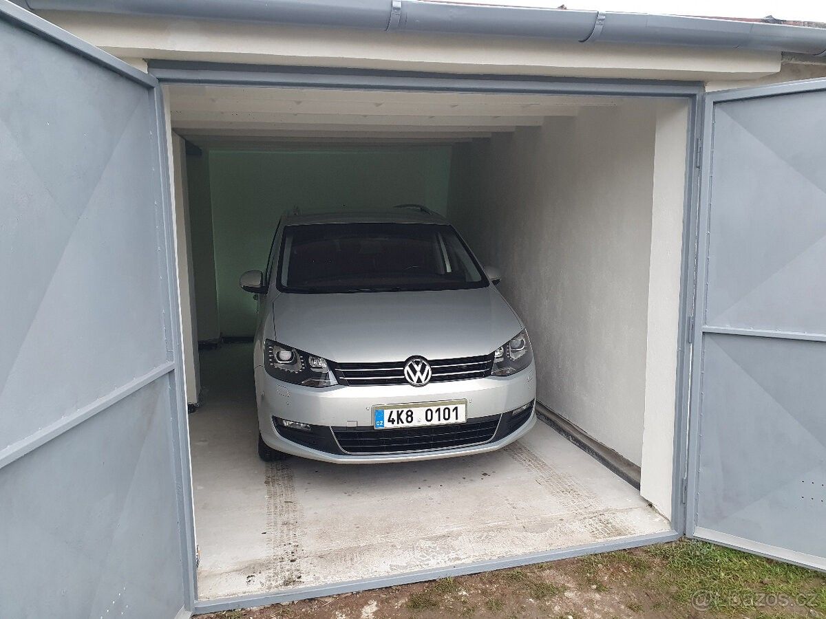 Garáže, Vyškov, 682 01