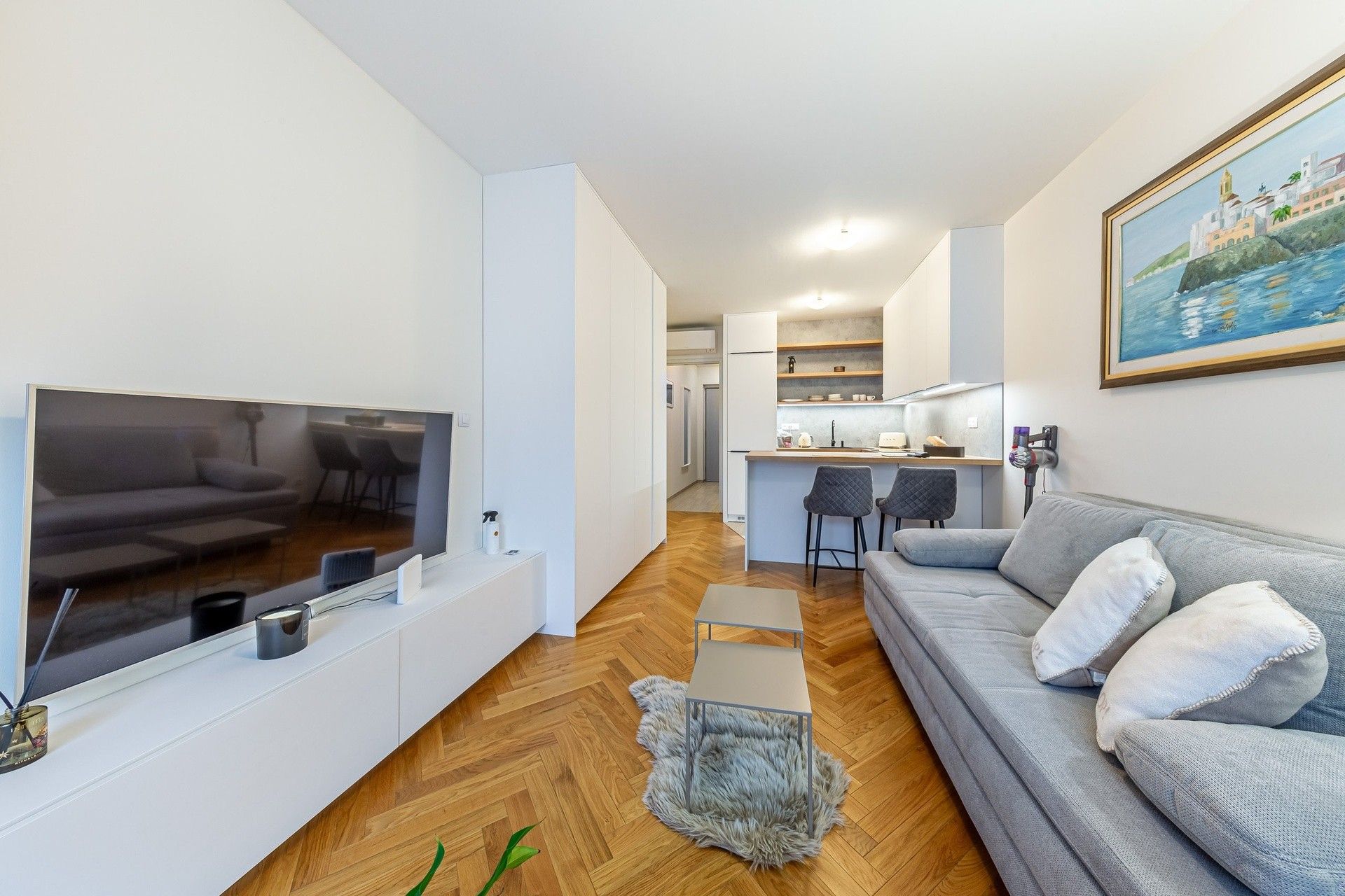 Pronájem byt 1+kk - Na návsi, Praha, 38 m²