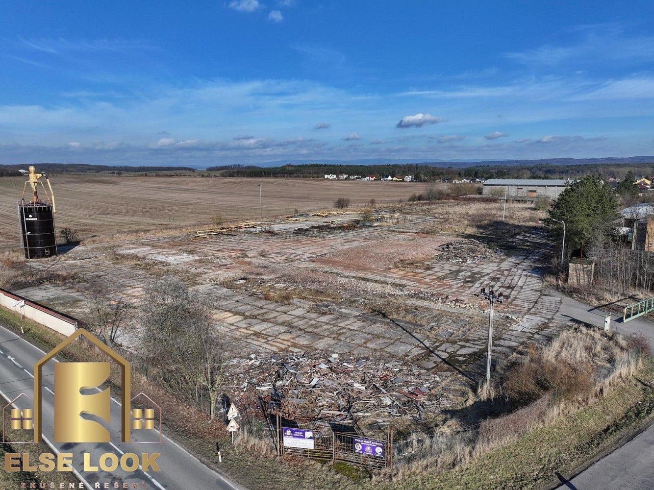 Komerční pozemek, 29 000 m²