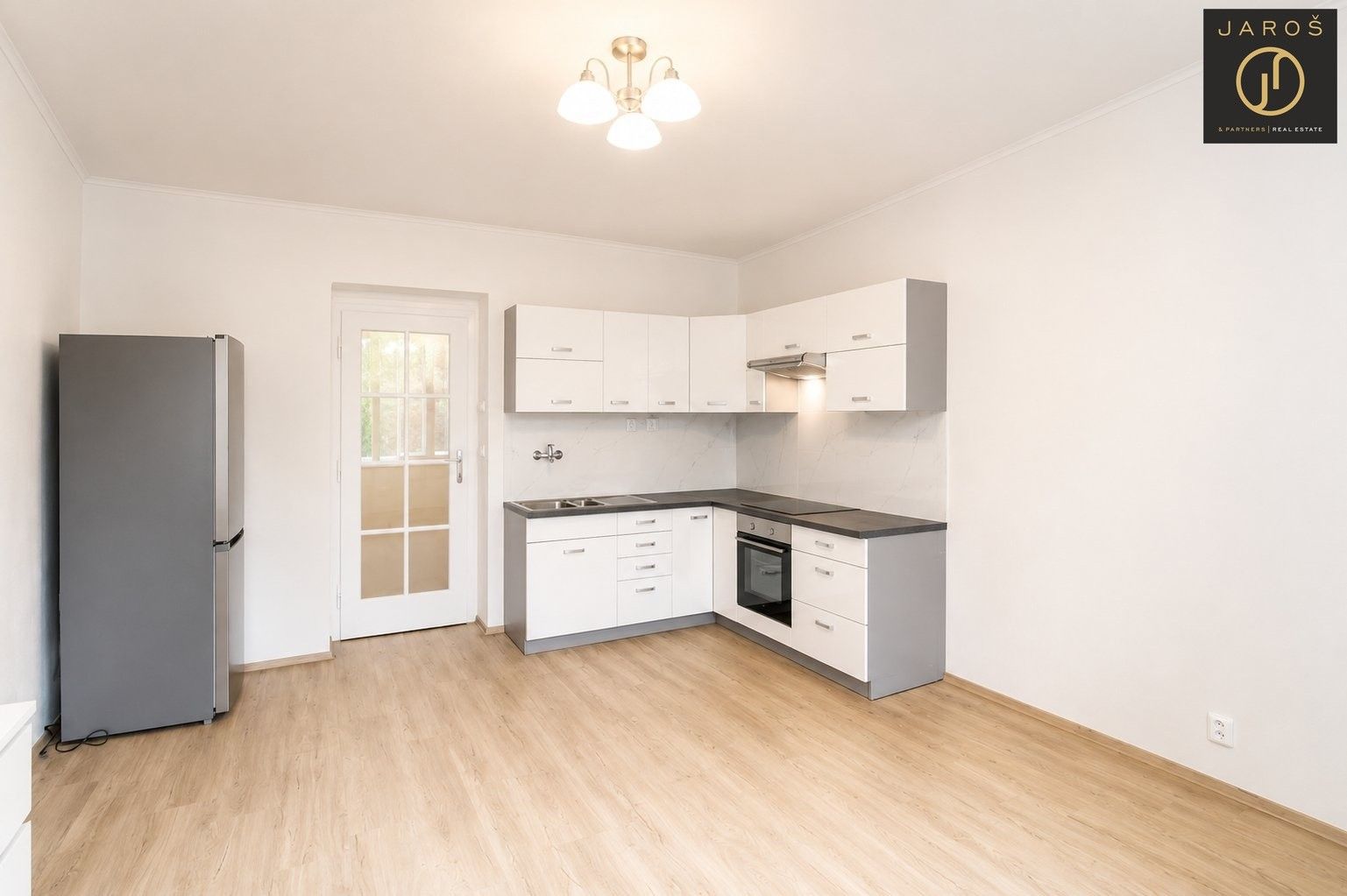 2+kk, Nad Primaskou, Praha, 55 m² - 1
