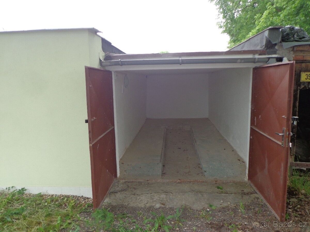 Garáže, Most, 434 01