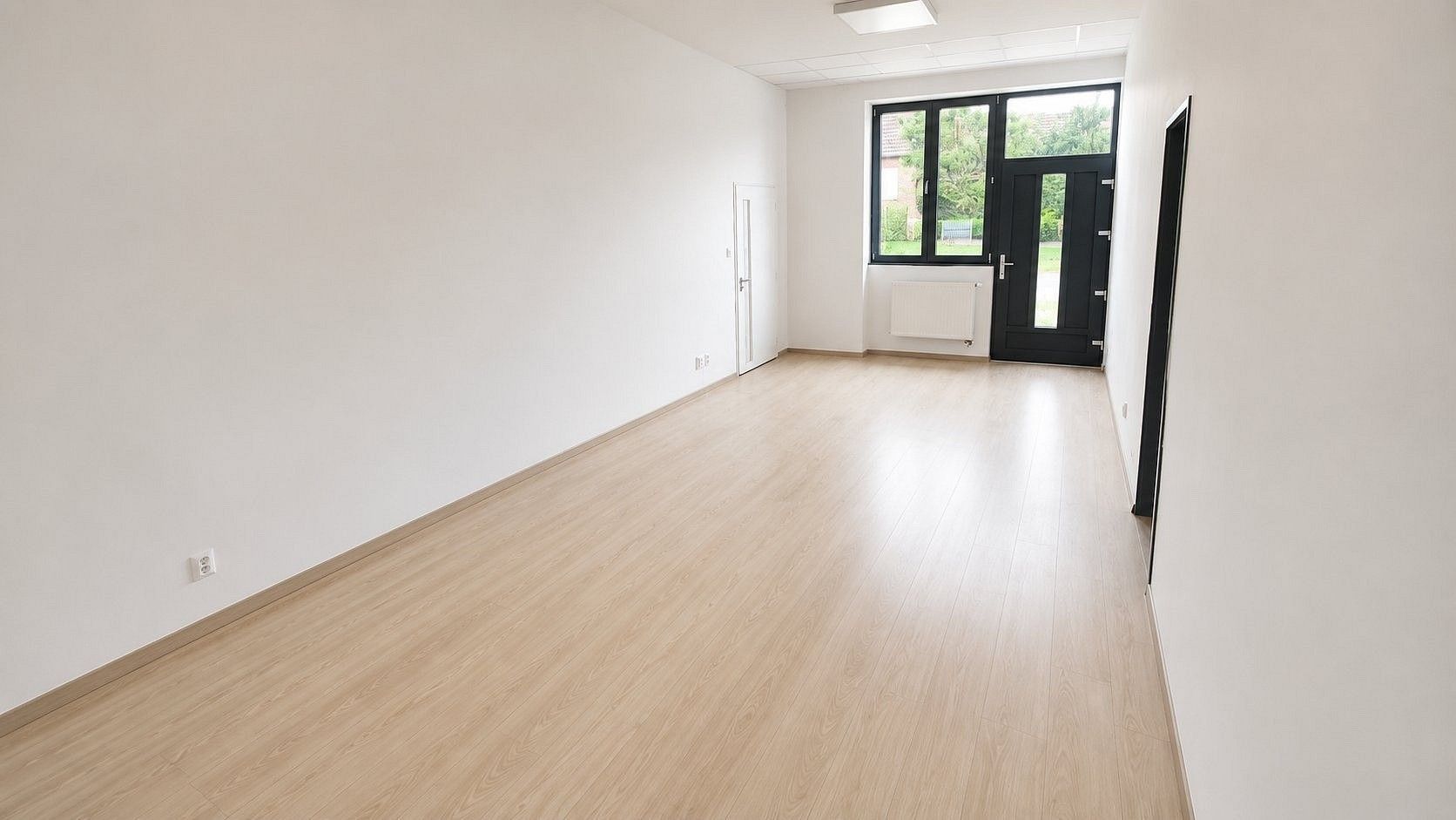 Obchodní prostory, 29 m²