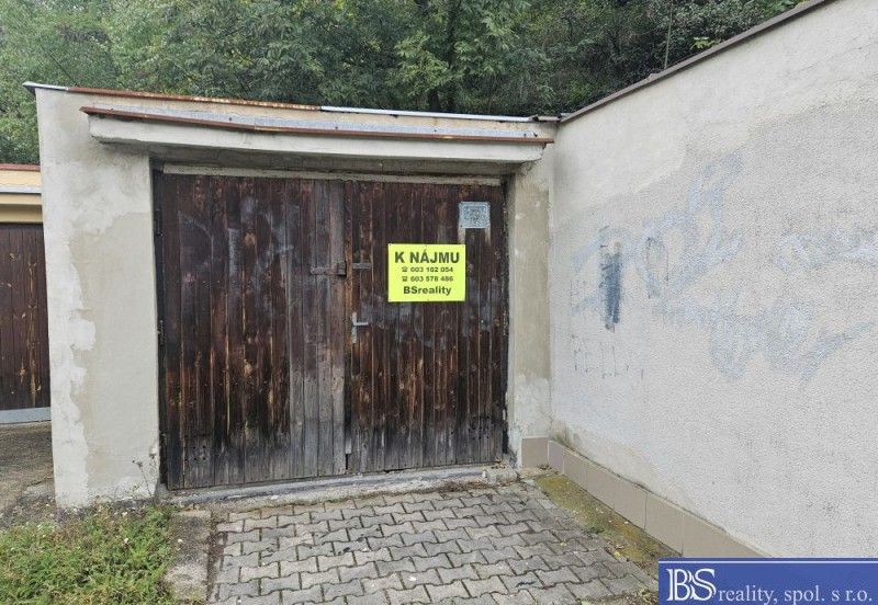 Garáže, Českých bratří, Ústí nad Labem, 20 m²