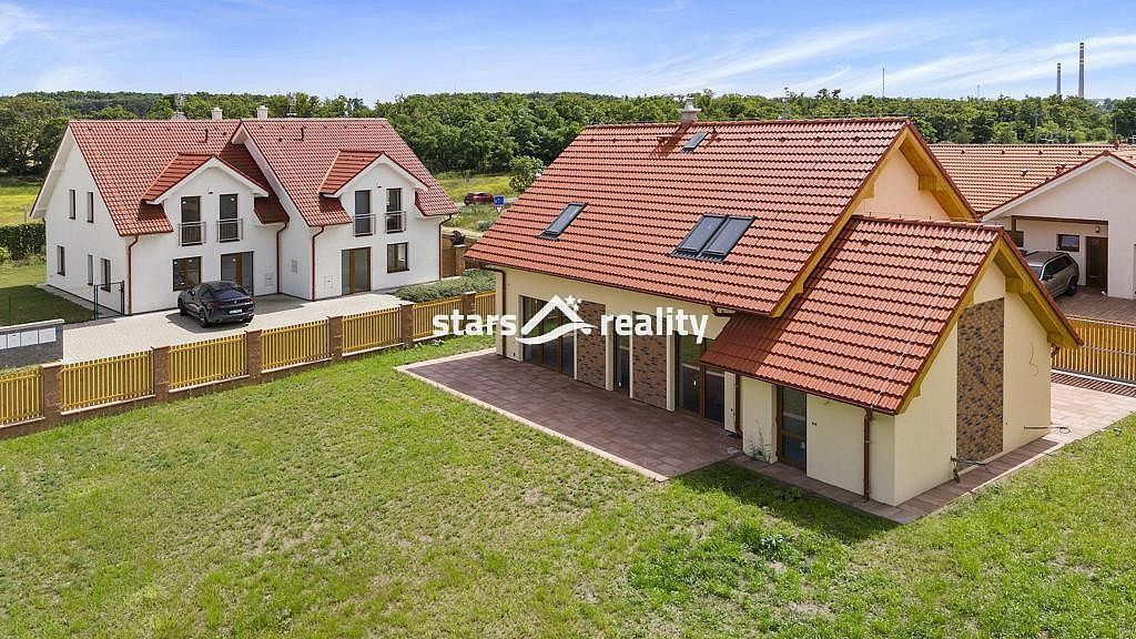 Rodinný dům · 179 m² · Veltrusy, okres Mělník, Středočeský kraj - 3