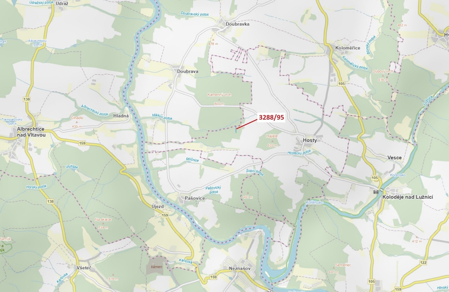 Les, 1 735 m²
