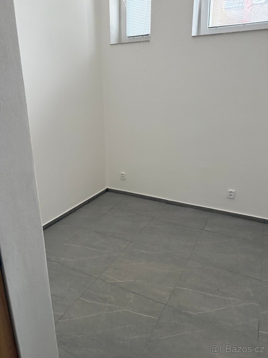 Byt · Frýdek-Místek, 738 01 - 4