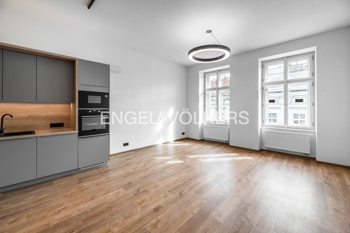 1+kk, Kroftova 342, Praha, 38 m²
