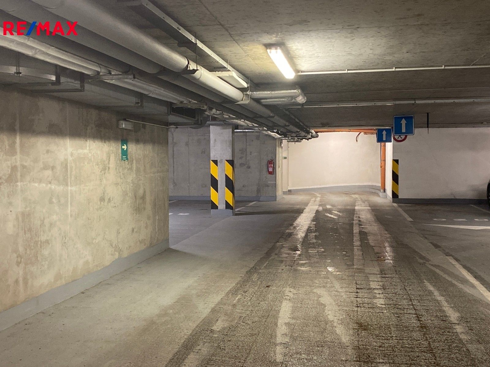 Pronájem ostatní - Tomkova, Praha, 12 m²