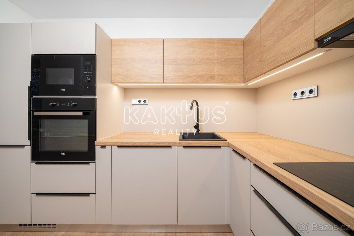 Pronájem byt - Ostrava, 708 00