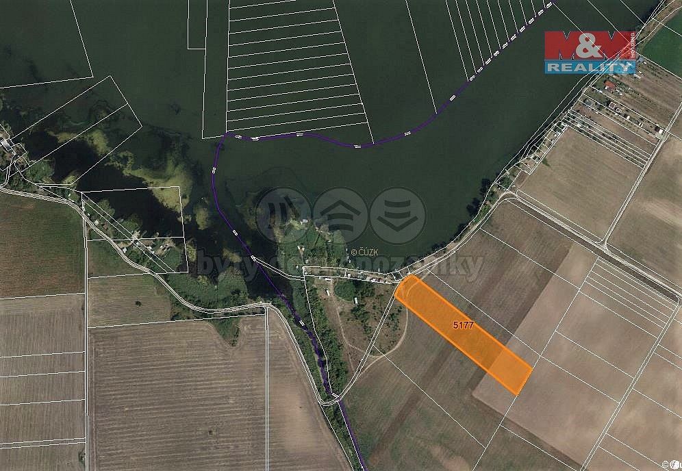 Zemědělský pozemek, 8 249 m²
