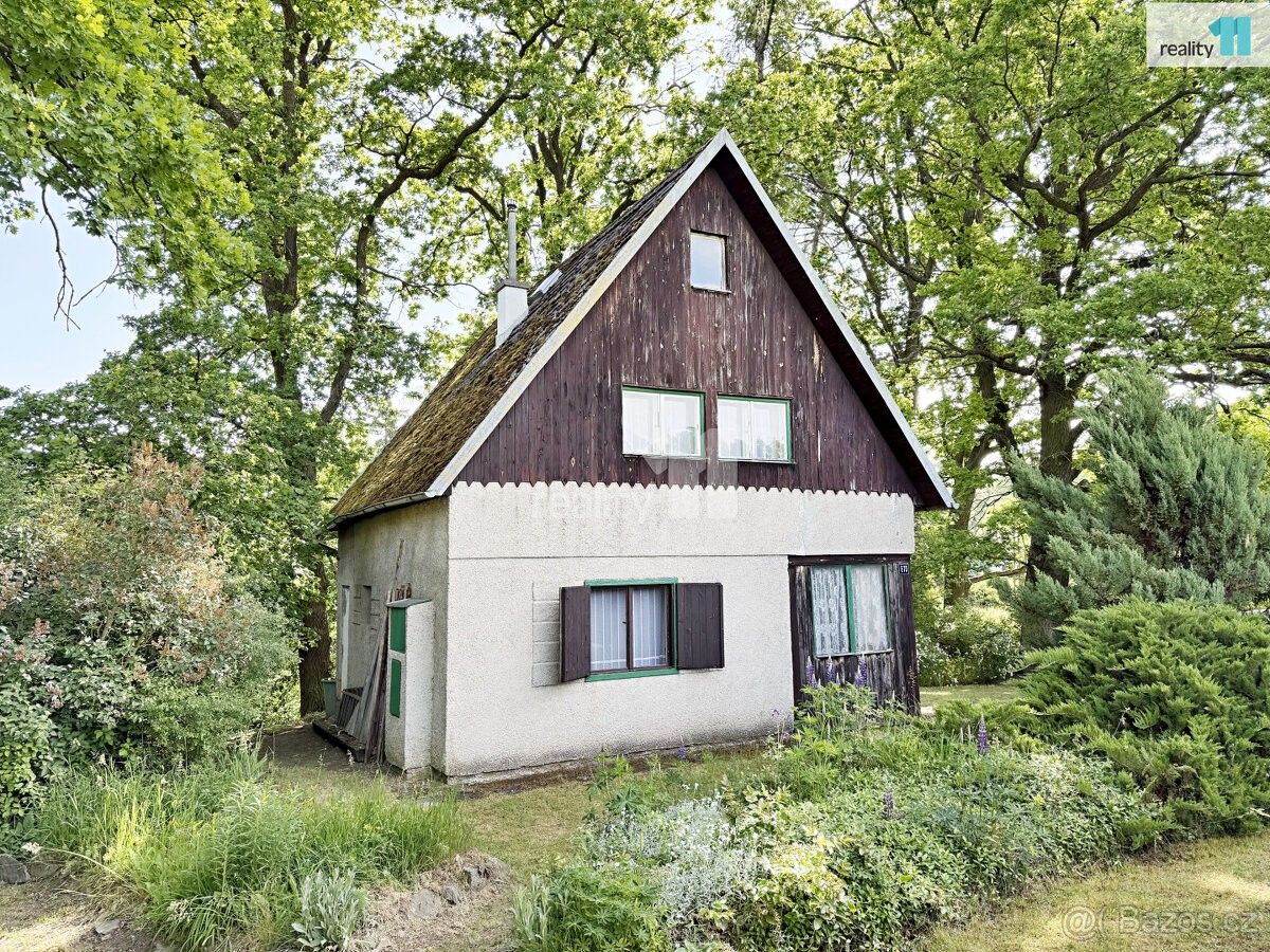 Chaty, Město Touškov, 330 33