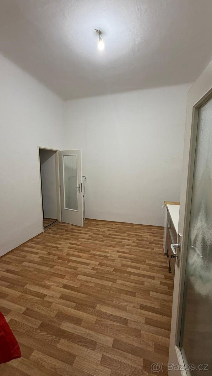 Pronájem byt - Praha, 180 00