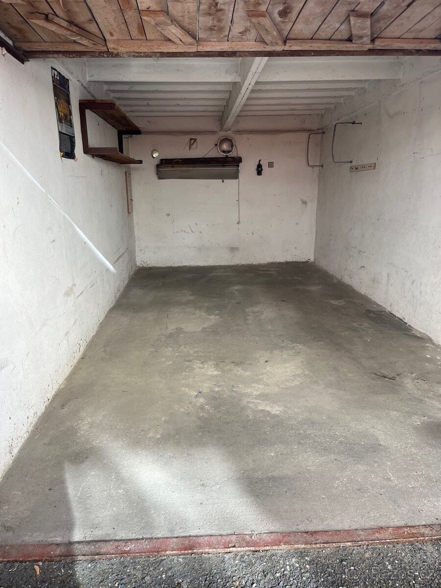 Garáže, Albrechtice nad Vltavou, 397 01