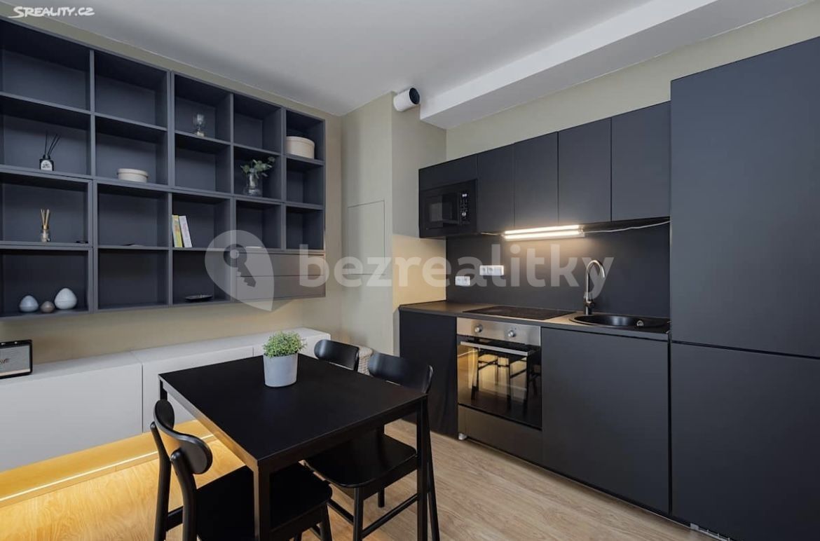 Pronájem byt 1+kk - V Závětří, Praha - Holešovice, 27 m² - 2