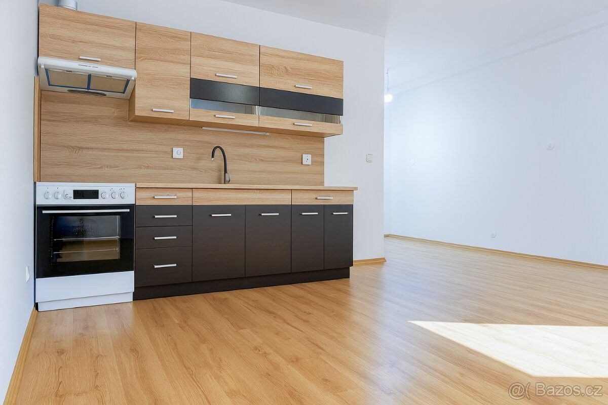 Pronájem byt - Plánice, 340 34