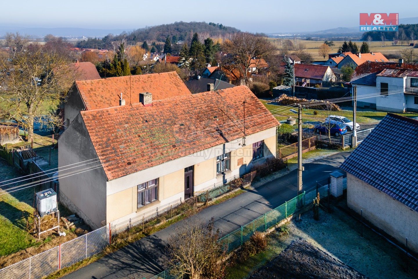 Rodinné domy, Běštín, 285 m²