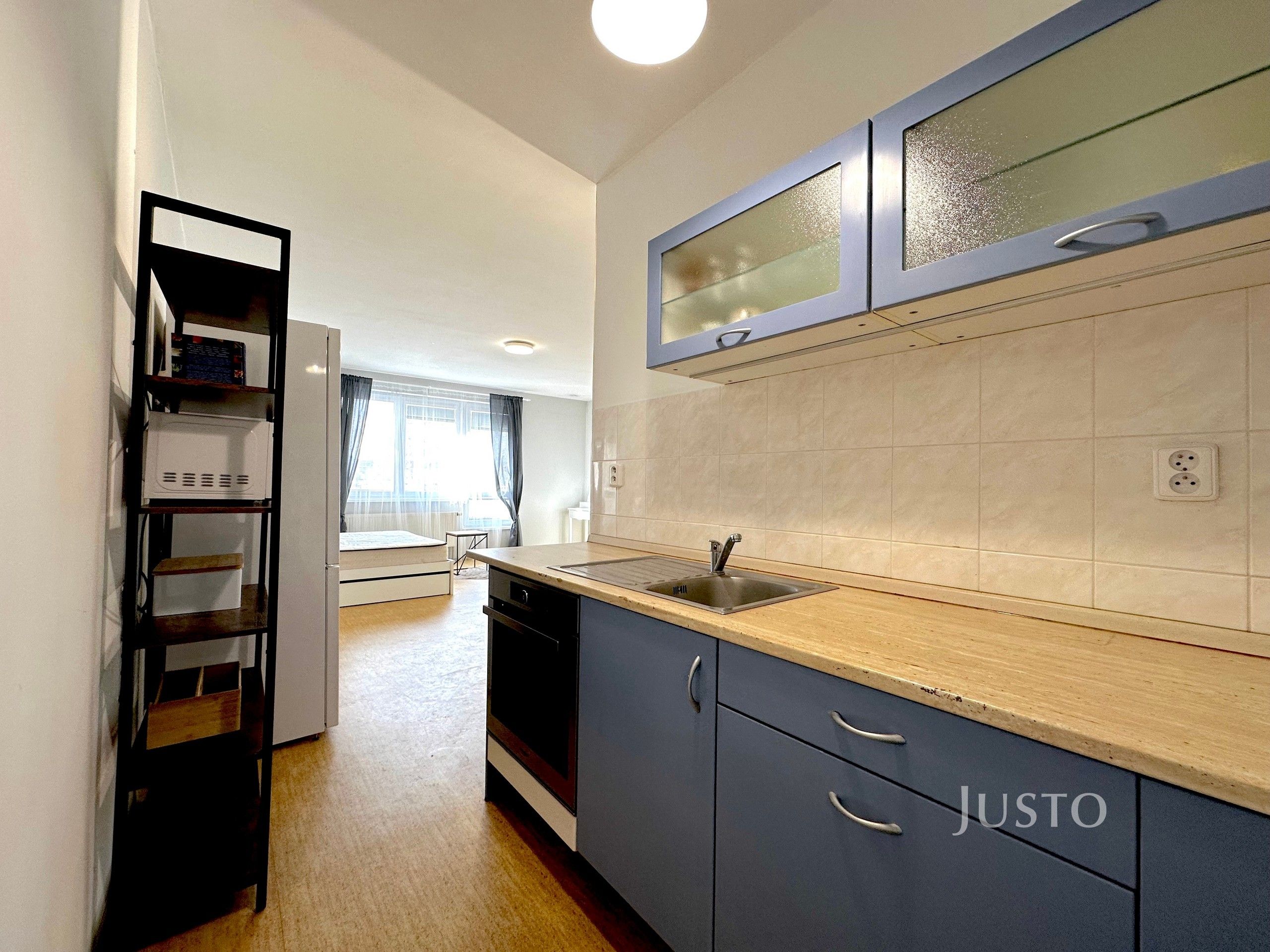 Pronájem byt 1+kk - Kodymova  , Praha, 41 m²