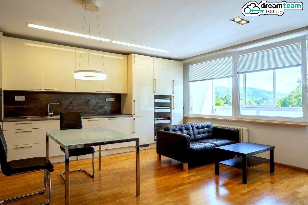 4+kk, 5. května, Rožnov pod Radhoštěm, 75 m² - 2