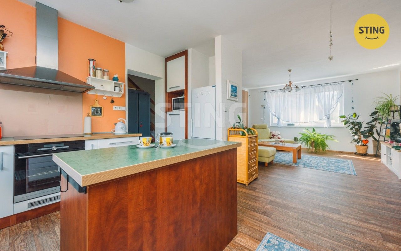 Rodinný dům · 171 m² · K Zahrádkám, Srch - 4