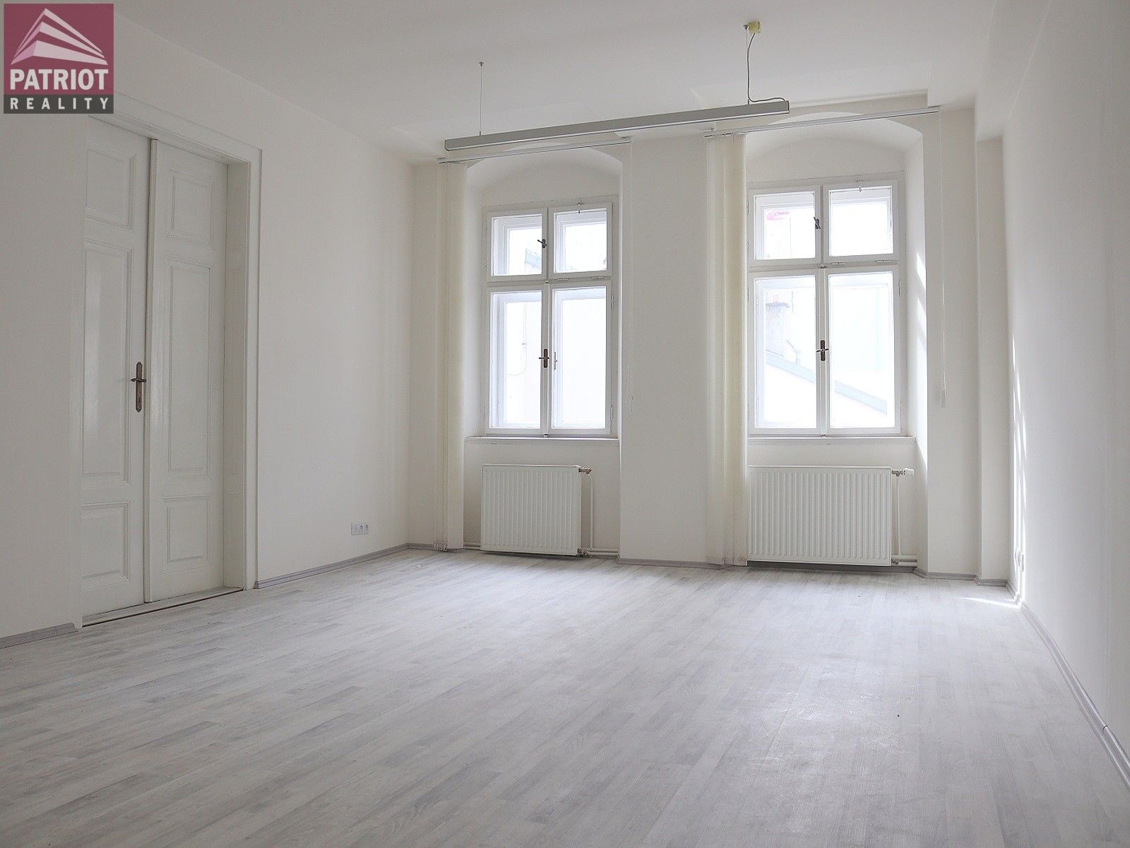 Pronájem byt 2+1 - Dolní náměstí, Olomouc, 70 m²