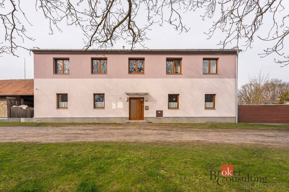 Rodinné domy, Pardubice, 530 02 - 1